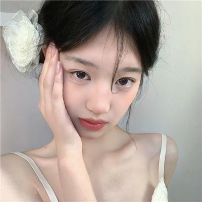 闺房淫娃